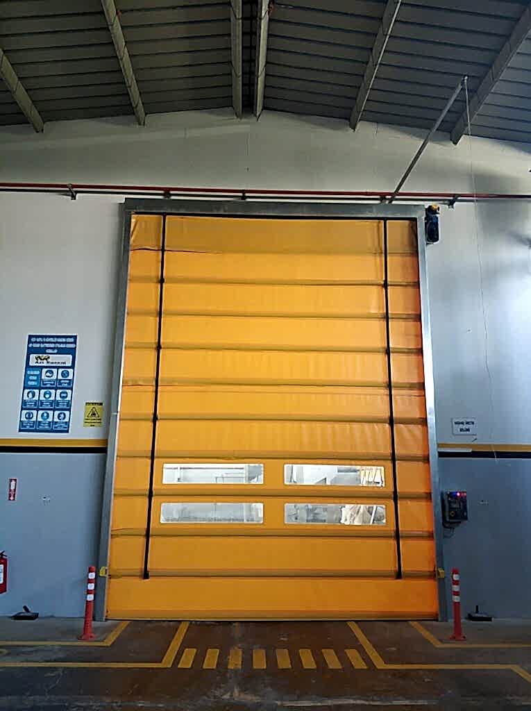 Yüksek hızlı PVC kapılar